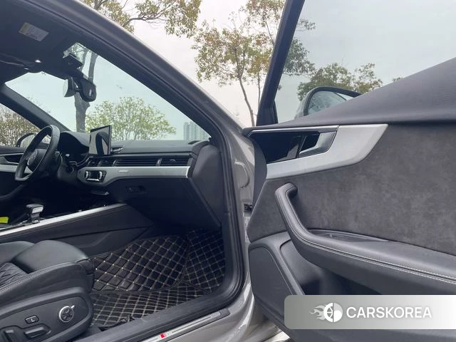 Audi S4 id 4299808 из Китая 8