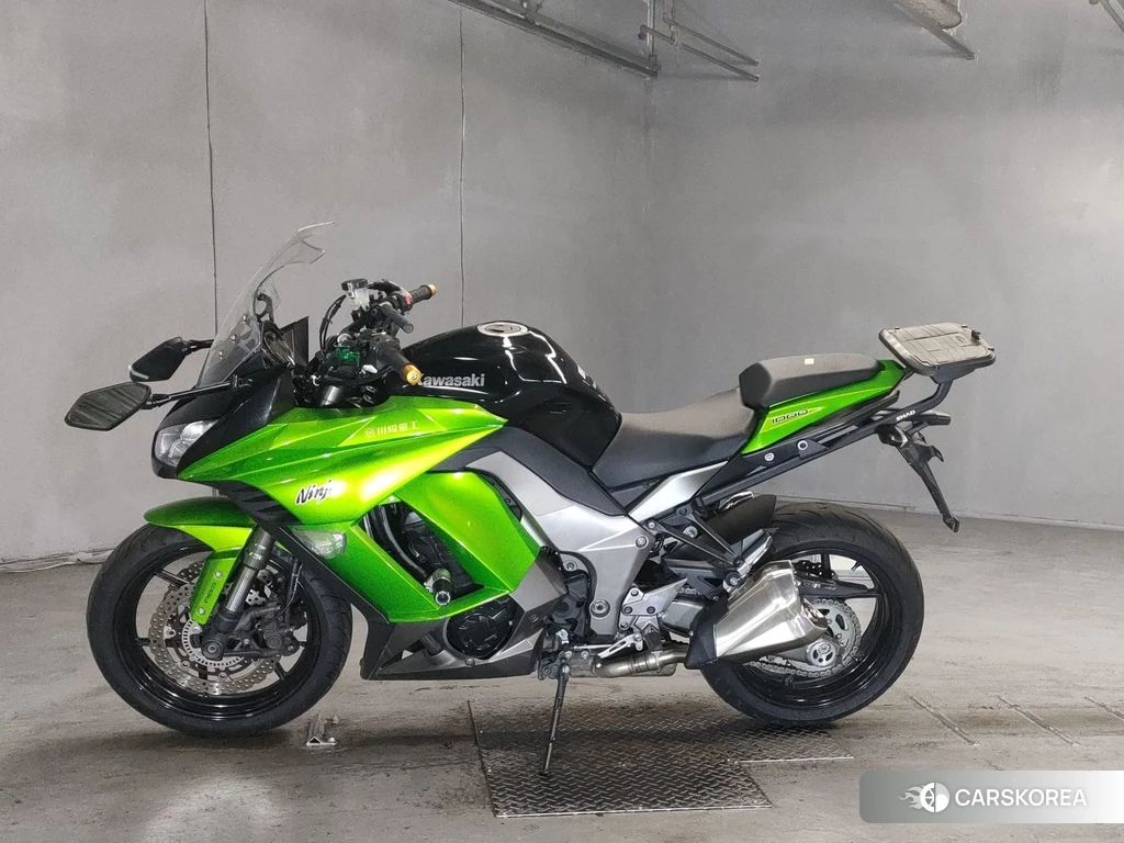 Проданный Kawasaki NINJA 1000 2016 из Японии, фото 2