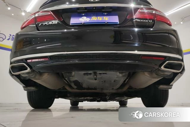 Honda Accord id 3876352 из Китая 9
