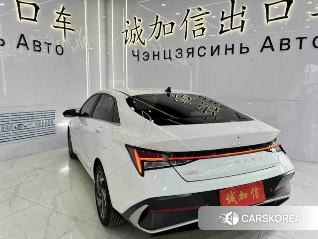 Hyundai Elantra id 4307652 из Китая 12