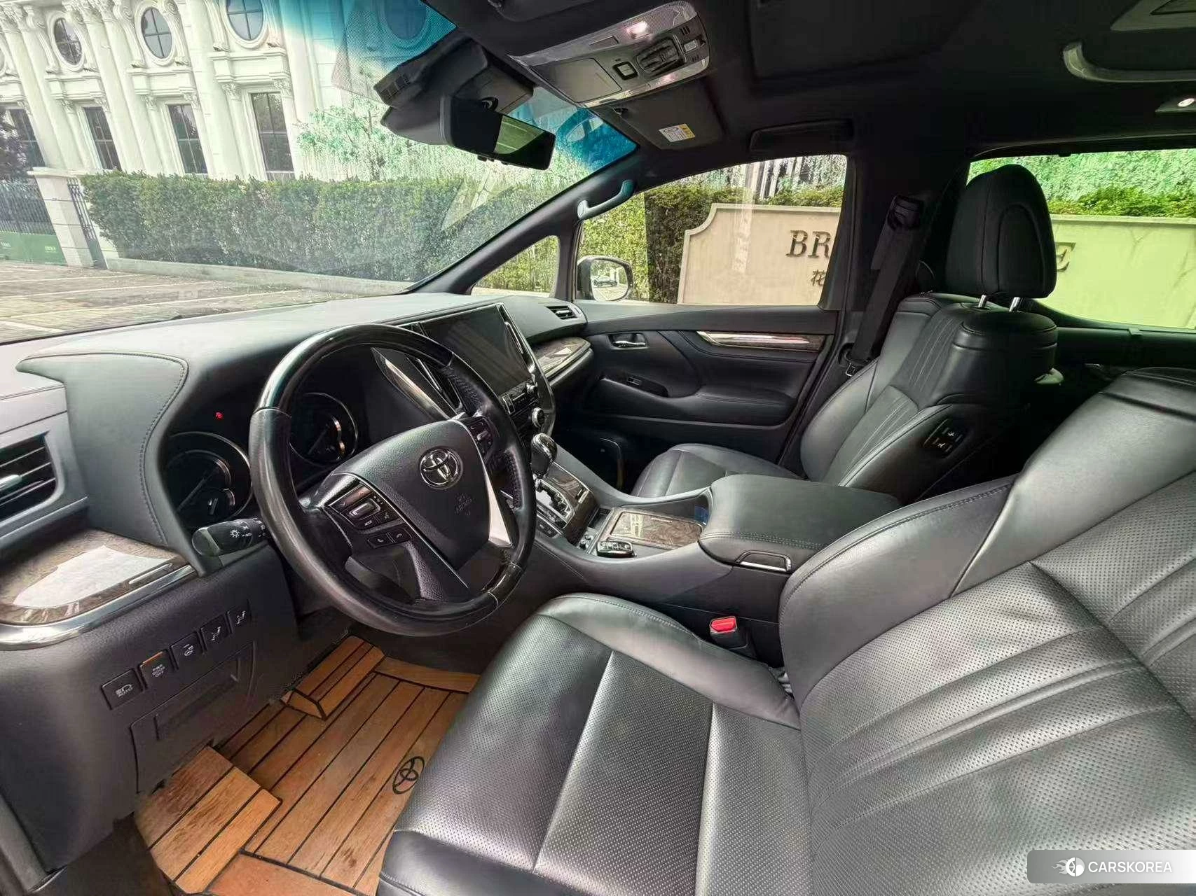 Toyota Wilfa id 4461421 из Китая 10