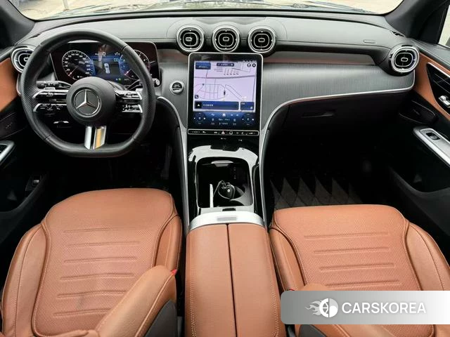 Mercedes-Benz GLC 2023 Черный из Китая, фото 6