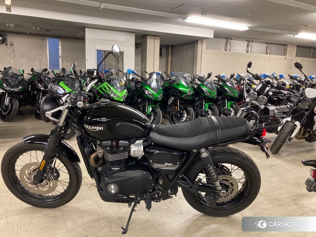 Проданный Triumph STREET SCRAMBLER 2018 из Японии, фото 2
