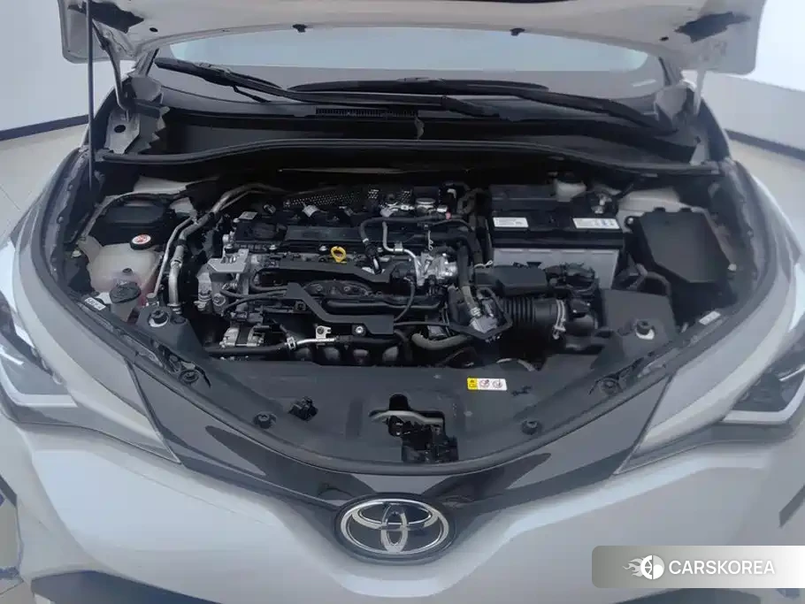 Toyota C-HR id 4674401 из Китая 8