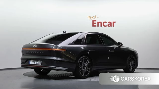 Hyundai Grandeur Hybrid (GN7) id 4516723 из Кореи 12