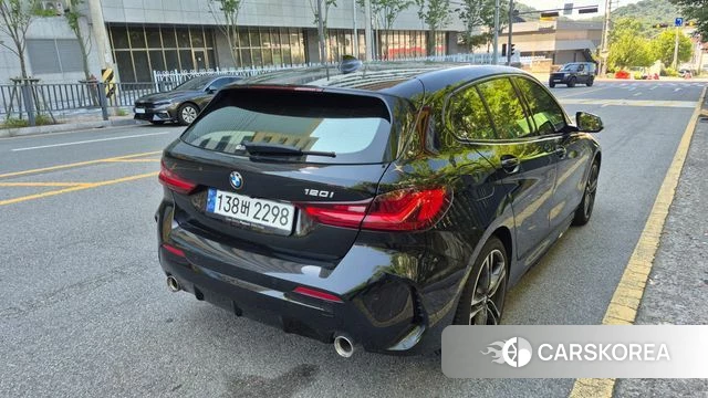 BMW 1 Series (F40) 2024 Черный из Кореи, фото 2