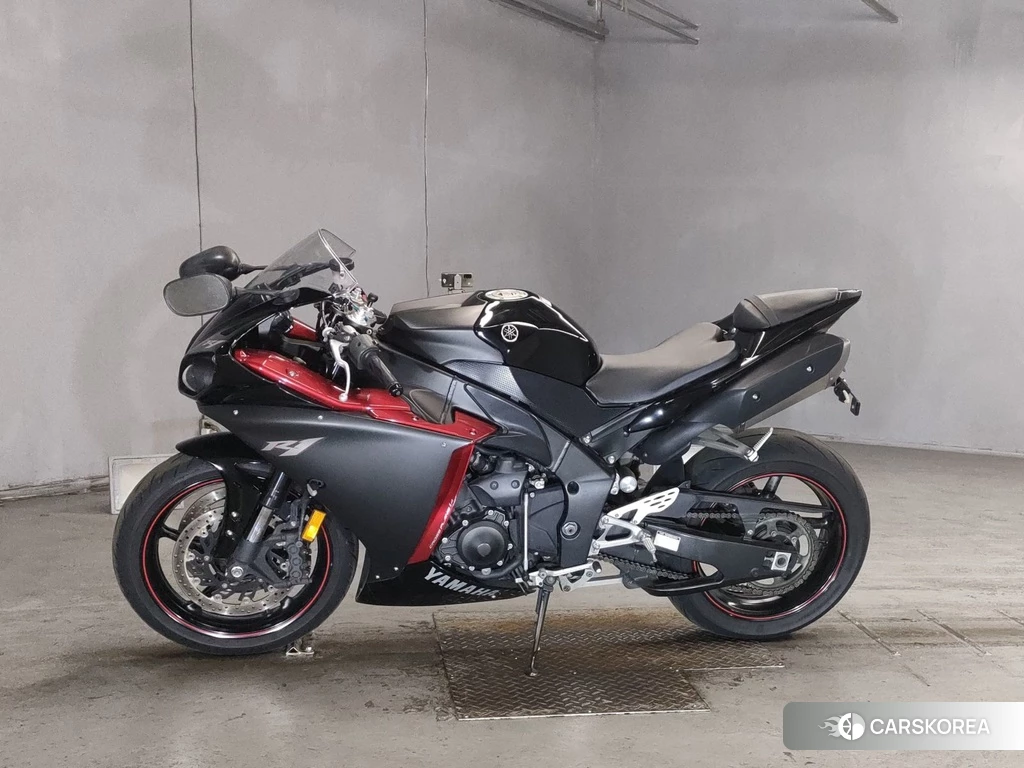 Проданный Yamaha YZF-R1 2011 из Японии, фото 2