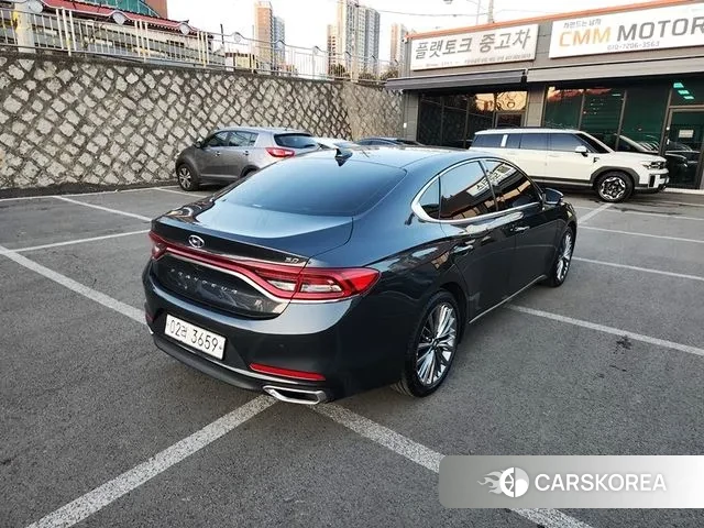 Hyundai Grandeur IG id 2490316 из Кореи 12