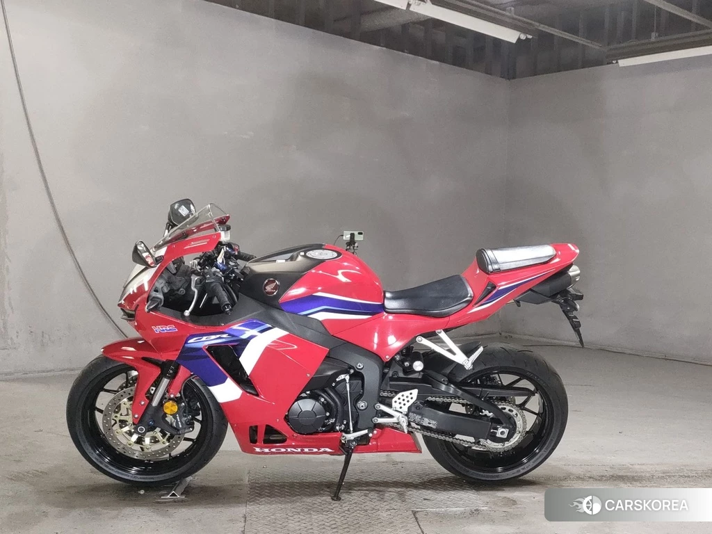 Проданный Honda CBR600RR 2020 из Японии
