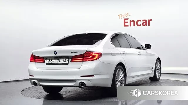 BMW 5 Series (G30) id 3687645 из Кореи 12