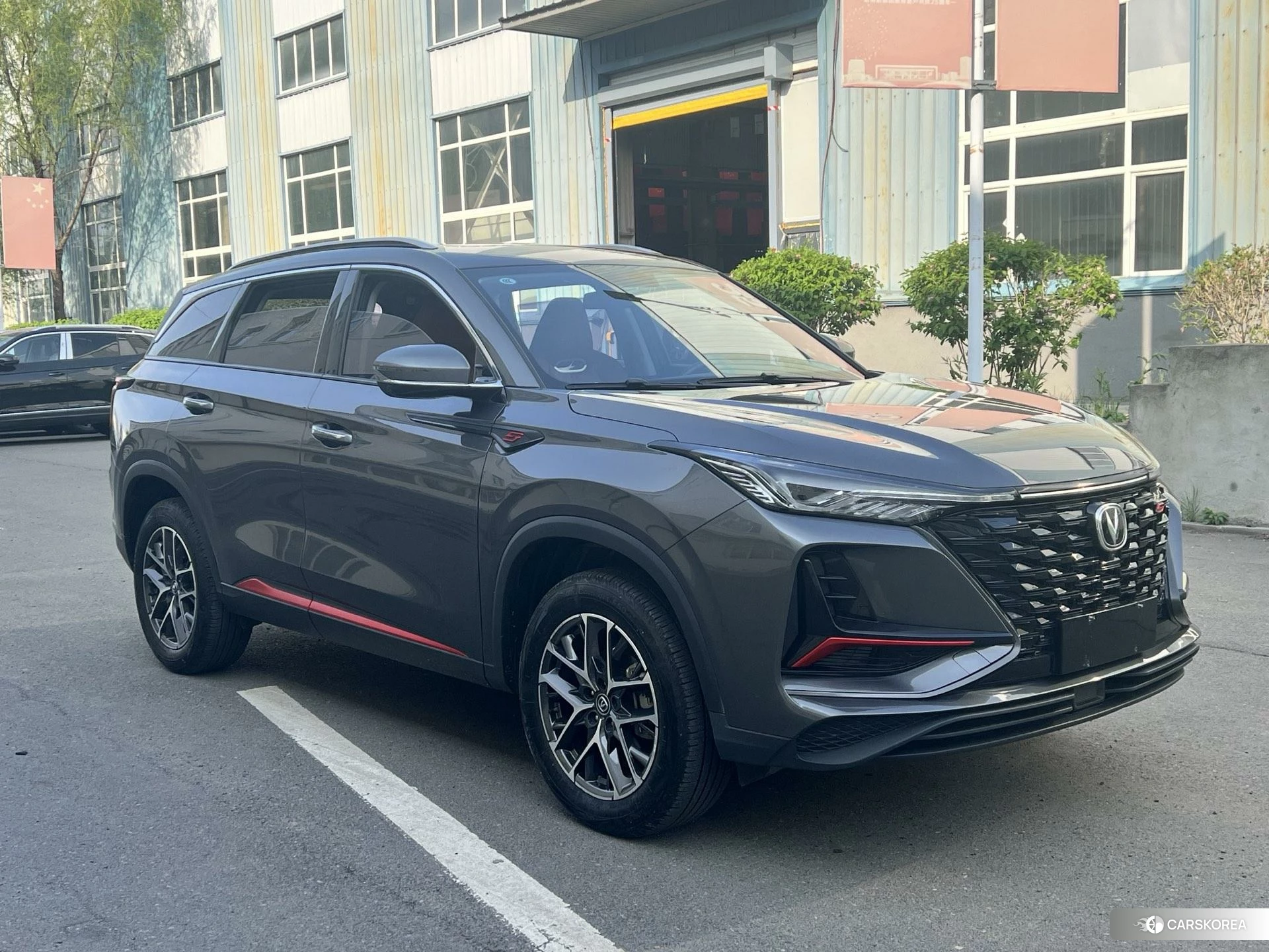 Chang'an CS75 PLUS 2022 Темно-серый из Китая, фото 2