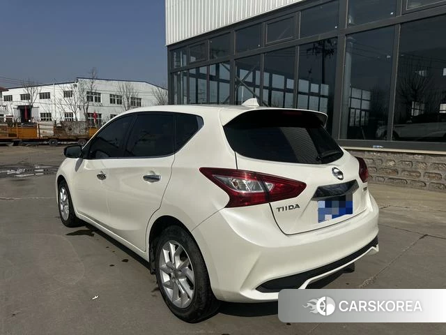 Nissan TIIDA 2021 Белый из Китая, фото 2