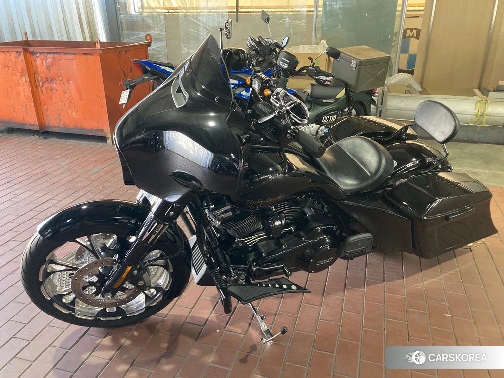 Проданный Harley-Davidson Street Glide FLHXS1690 2019 из Японии, фото 2