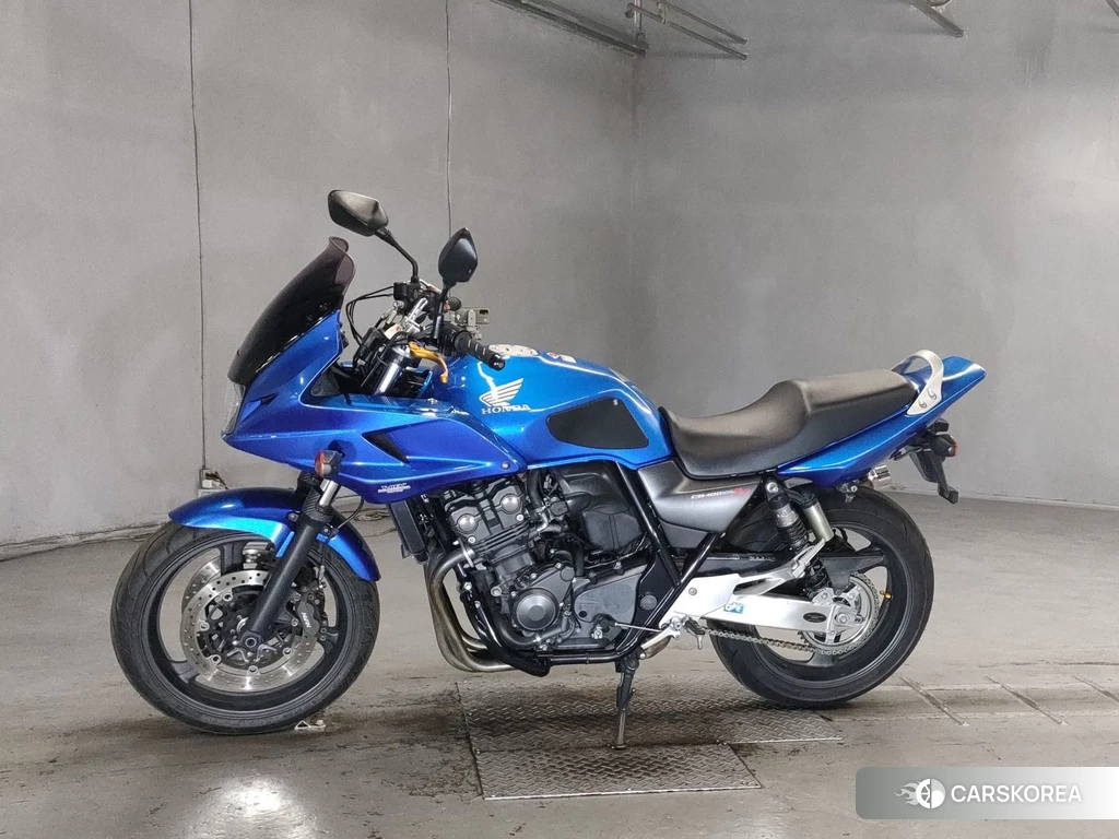 Проданный Honda CB400SF BOLDOR 2010 из Японии