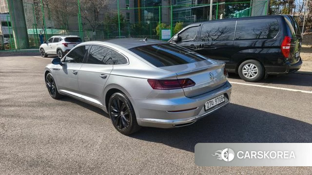 Volkswagen Arteon 2019 Серебристо-серый из Кореи, фото 6