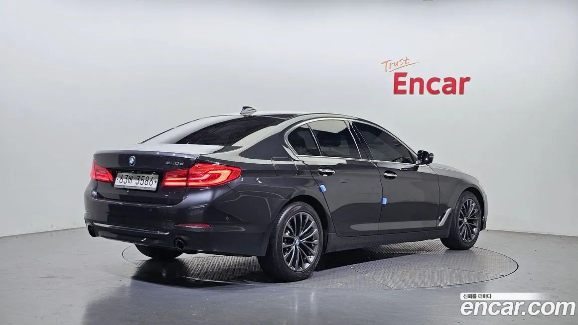 BMW 5 Series (G30) id 2150893 из Кореи 12