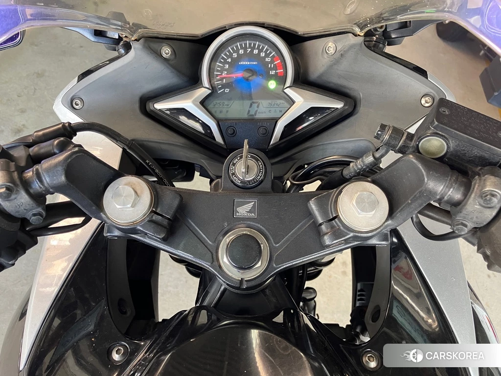 Проданный Honda CBR250R 2011 из Японии, фото 2