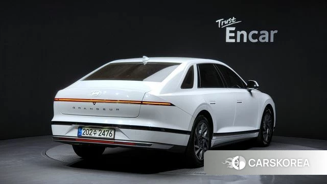 Hyundai Grandeur (GN7) id 4230542 из Кореи 12