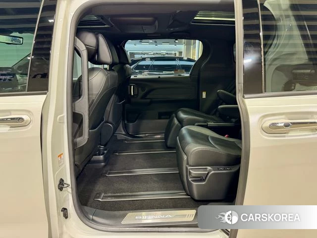 Toyota Saina id 3890614 из Китая 12