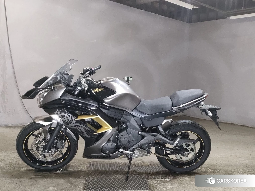 Проданный Kawasaki NINJA 400 2017 из Японии, фото 2