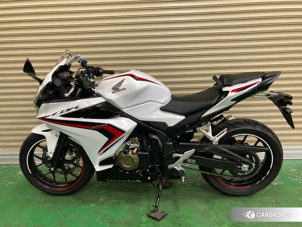 Проданный Honda CBR400R ABS 2021 из Японии, фото 2