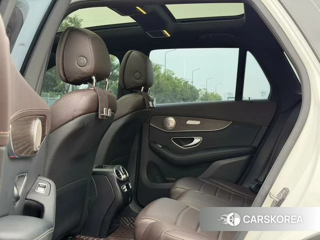 Mercedes-Benz GLC 2023 Белый из Китая, фото 2