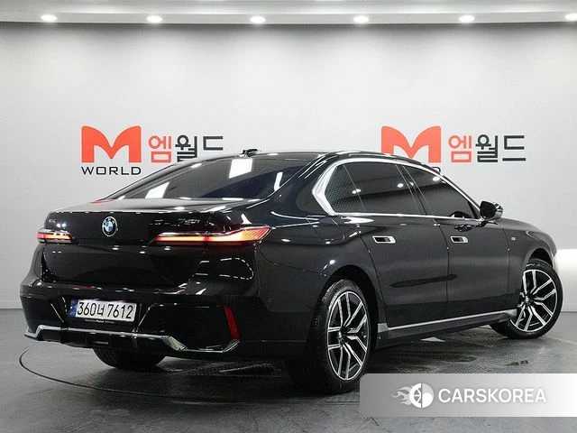 BMW 7 Series (G70) id 4890341 из Кореи 12