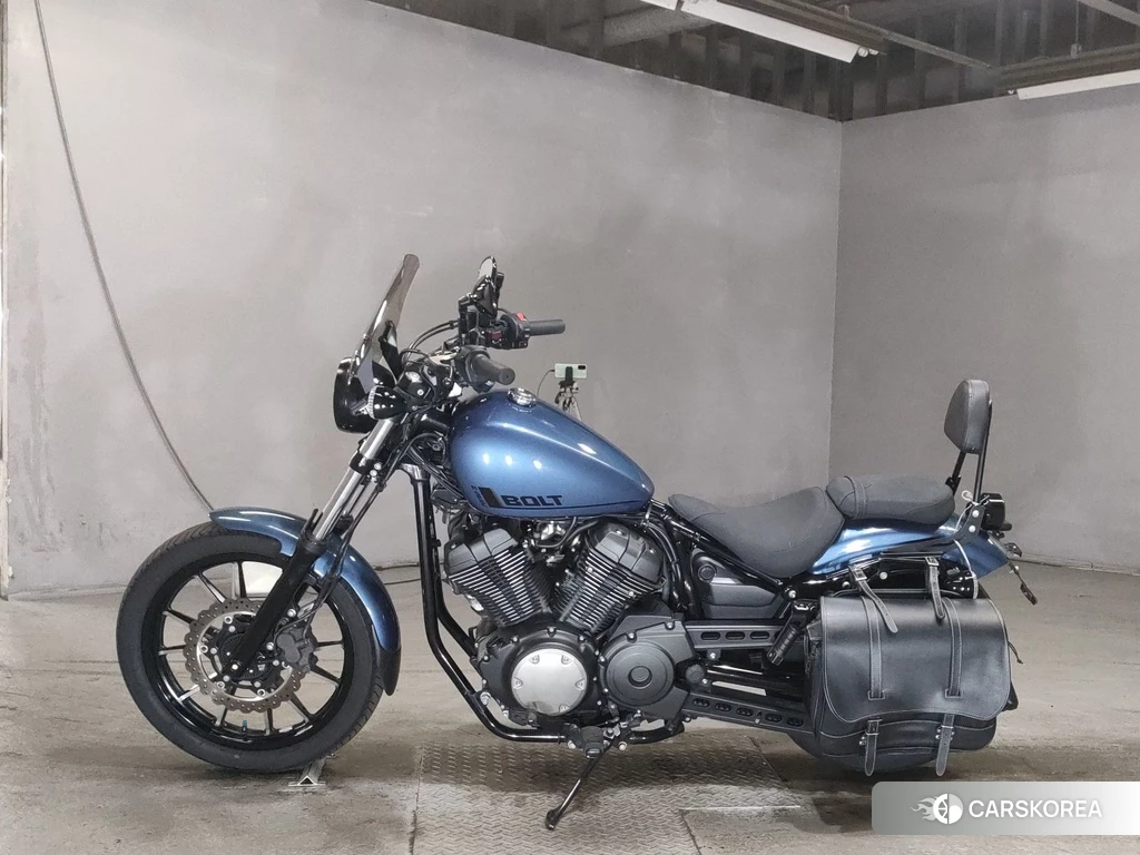 Проданный Yamaha BOLT 950R id 4128676 из Японии