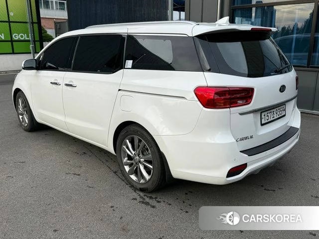 Kia The New Carnival 2019 Белый из Кореи, фото 2