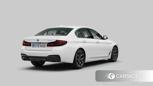 BMW 5 Series (G30) 2021 Белый из Кореи, фото 2