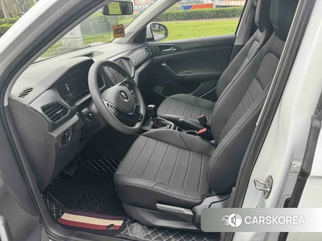 Volkswagen Tu Kai 2023 Белый из Китая, фото 3