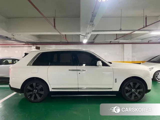 Rolls-Royce Cullinan id 3374625 из Кореи 7