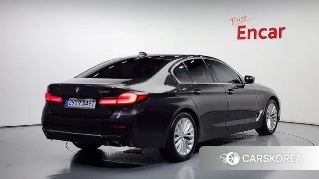 BMW 5 Series (G30) id 3095035 из Кореи 12