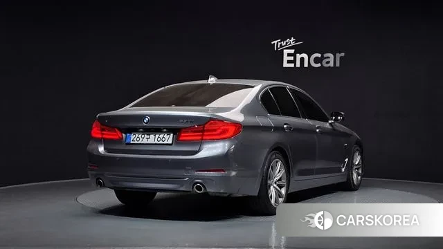 BMW 5 Series (G30) id 3469747 из Кореи 12