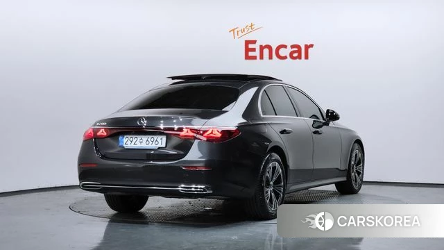 Mercedes-Benz E-Class W214 id 4578449 из Кореи 12