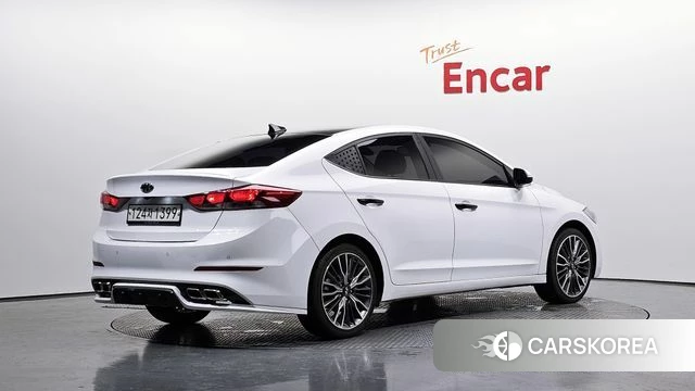 Hyundai Avante AD id 4351384 из Кореи 12