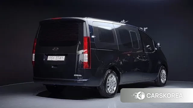 Hyundai Staria id 3616040 из Кореи 12