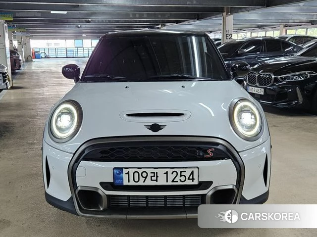 Mini Cooper S 2023 Белый из Кореи, фото 3