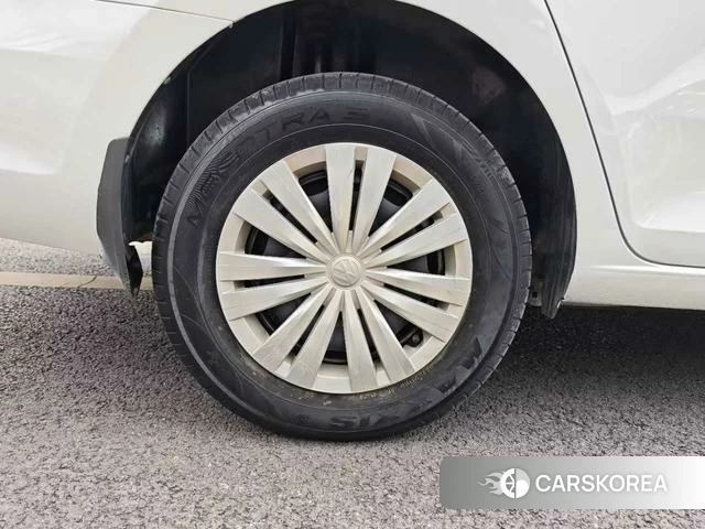 Volkswagen Santana id 4260831 из Китая 12