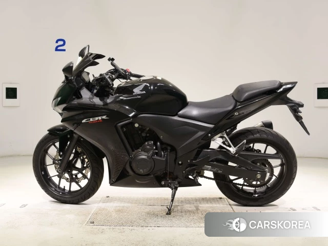Проданный Honda CBR400R 2016 из Японии