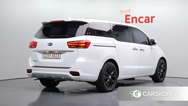 Kia The New Carnival id 4658108 из Кореи 12