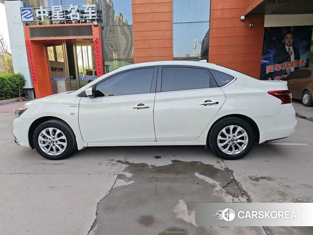 Nissan Xuan Yi 2021 Белый из Китая, фото 2