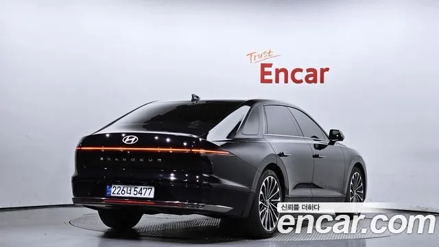 Hyundai Grandeur Hybrid (GN7) id 2920155 из Кореи 12