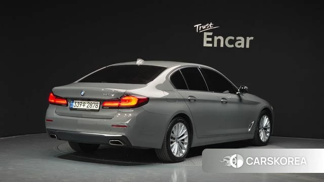 BMW 5 Series (G30) id 3935870 из Кореи 12