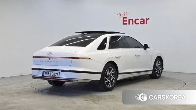 Hyundai Grandeur (GN7) id 3634502 из Кореи 12