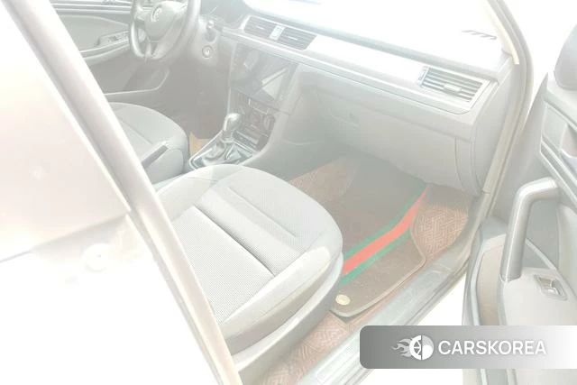 Volkswagen Bora id 4262581 из Китая 9