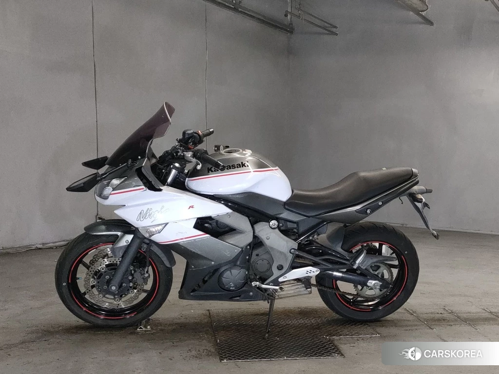 Проданный Kawasaki NINJA 400R 2013 из Японии, фото 2