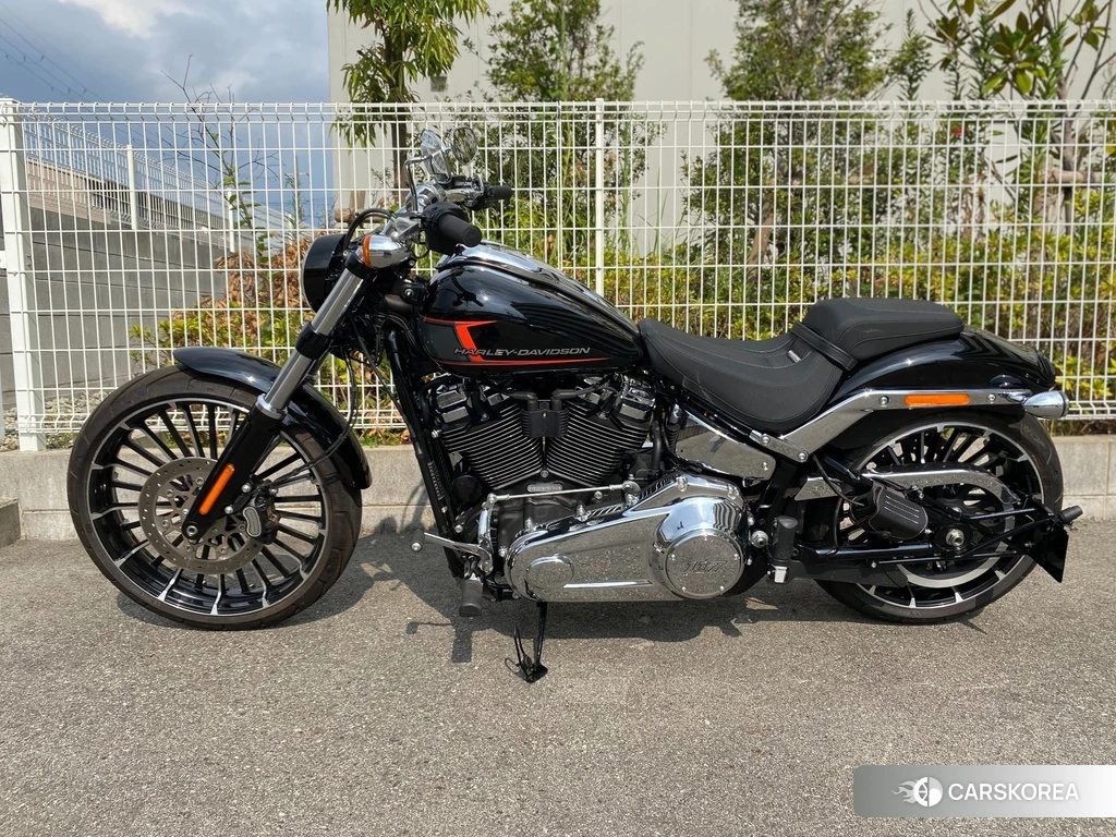 Проданный Harley-Davidson Softail Breakout FXBR1750 2023 из Японии