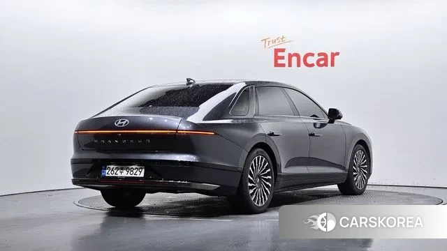 Hyundai Grandeur (GN7) id 3195995 из Кореи 12