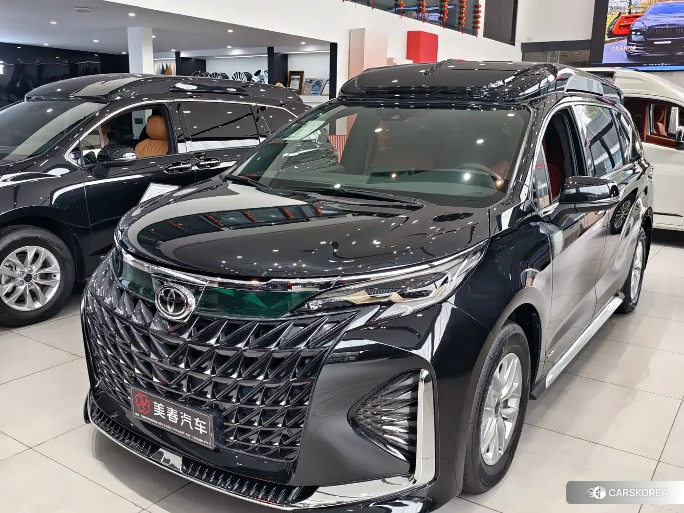 Toyota Granvia 2026 Черный из Китая, фото 4